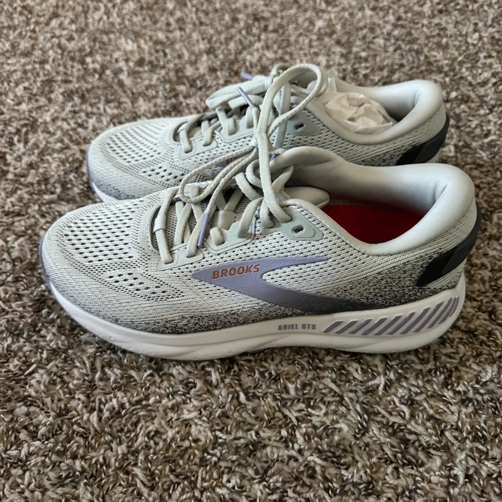 Brooks Ariel GTS Women’s 8.5 Wide D Gray Stability Running Shoes - Picture 4 of 10